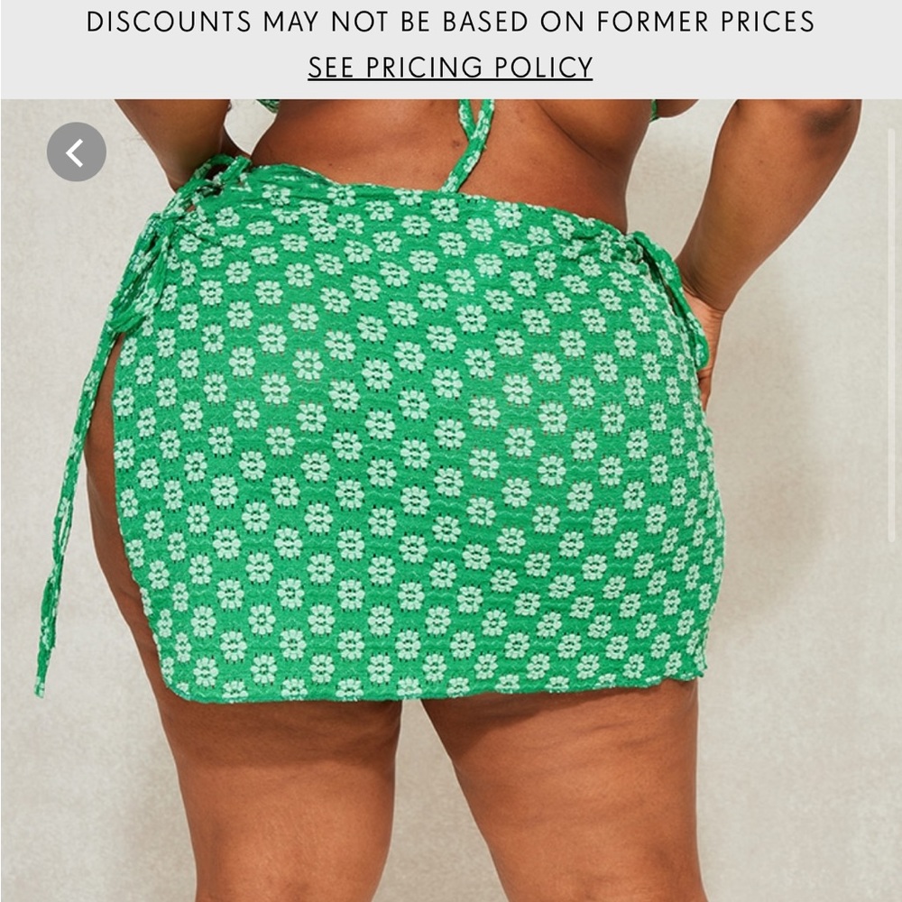 PLT bright green daisy sarong